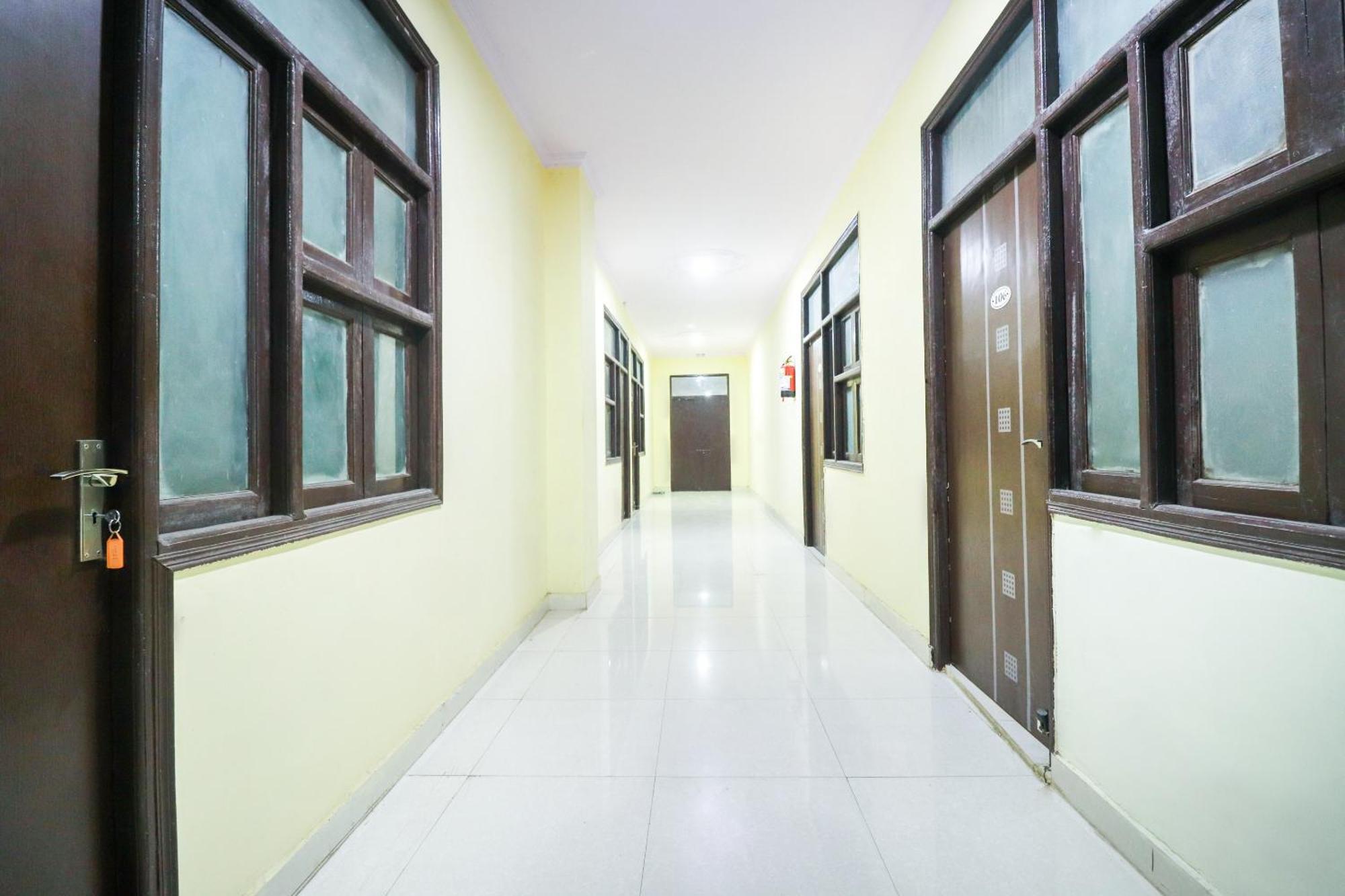 Hotel O Sunrise Inn Indirapuram Bagian luar foto