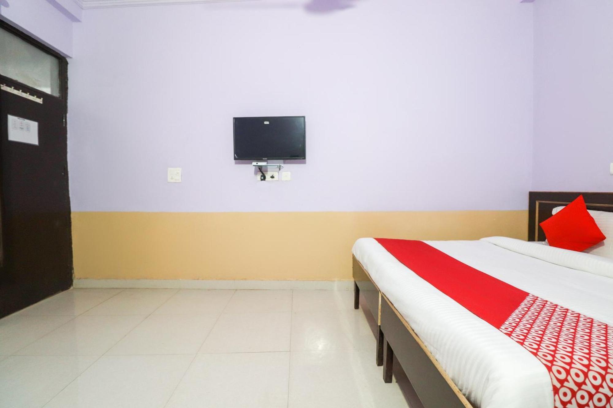 Hotel O Sunrise Inn Indirapuram Bagian luar foto